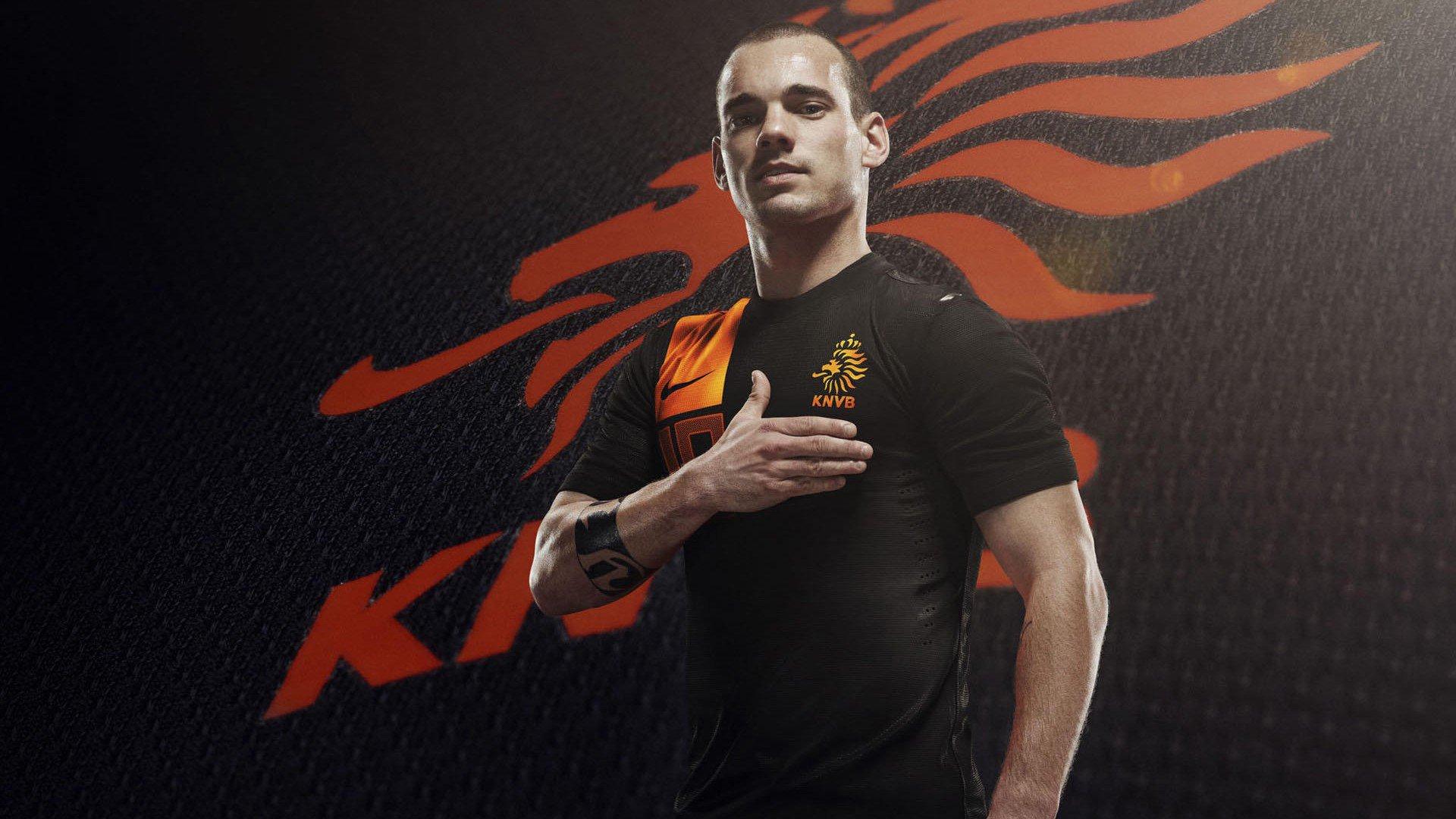 小里弗斯寄语詹姆斯之子布朗尼，坚守本真，书写属于自己的篮球传奇