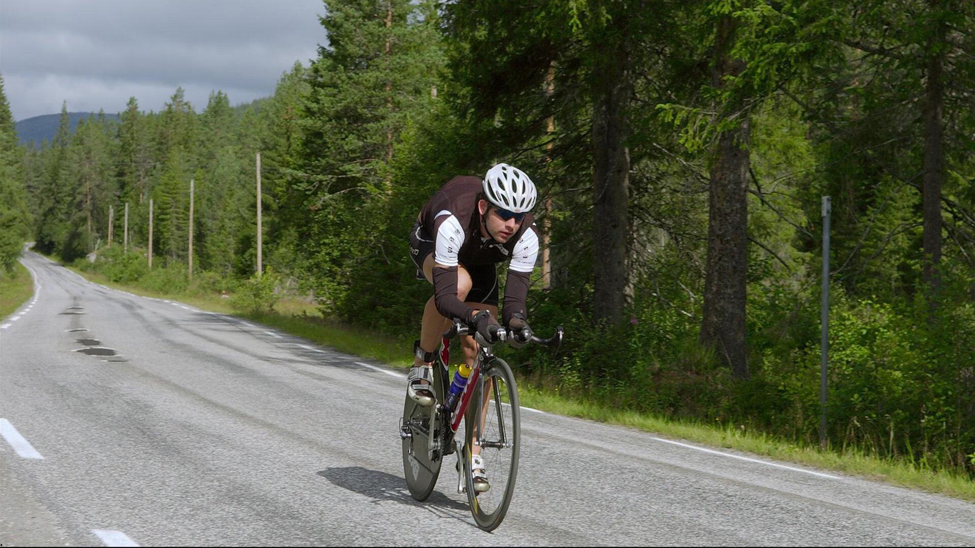 大博阿滕坦承兄弟情裂，性格迥异与球场竞争致关系长期紧张